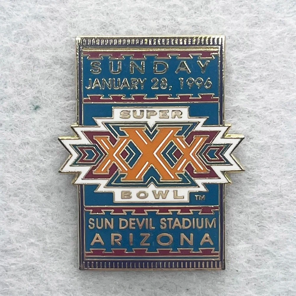 🔮 5/$25 Vintage Super Bowl 30 Sun Devil Stadium Arizona 1996 Pin‎